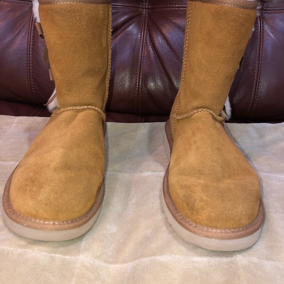 Koolaburra by UGG fleece lined Leather Boots. US 9 Women’s Gently Used. - Picture 7 of 10
